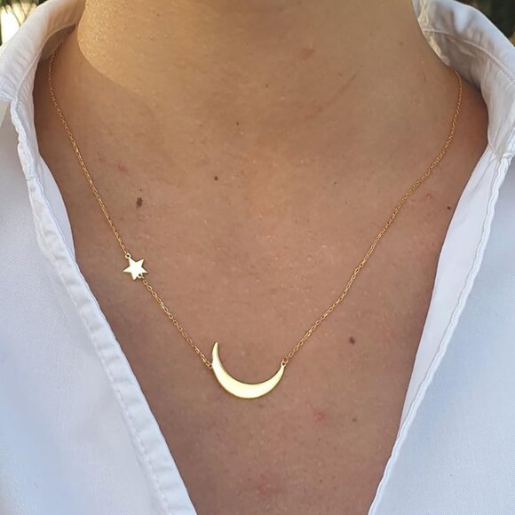 Tiny Love Heart Star Pendant Necklace - Dainty 14k Gold Plated for Layering - Picture 2 of 9